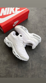 NIKE TN MODELİ SİYAH