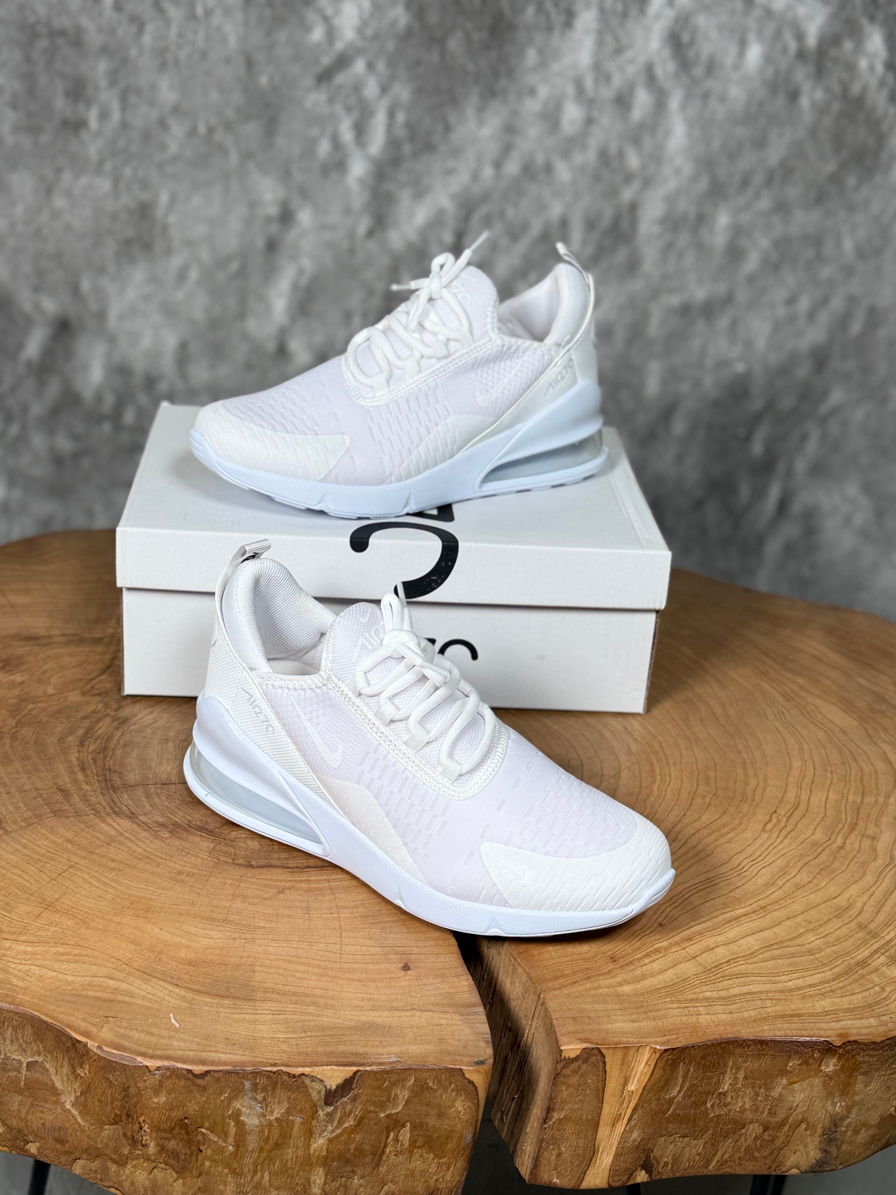 NIKE 270 MODELİ