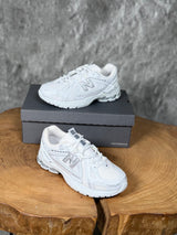 NEW BALANCE  1906 SİYAH MODEL