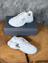 NEW BALANCE  1906 BEYAZ MODELİ