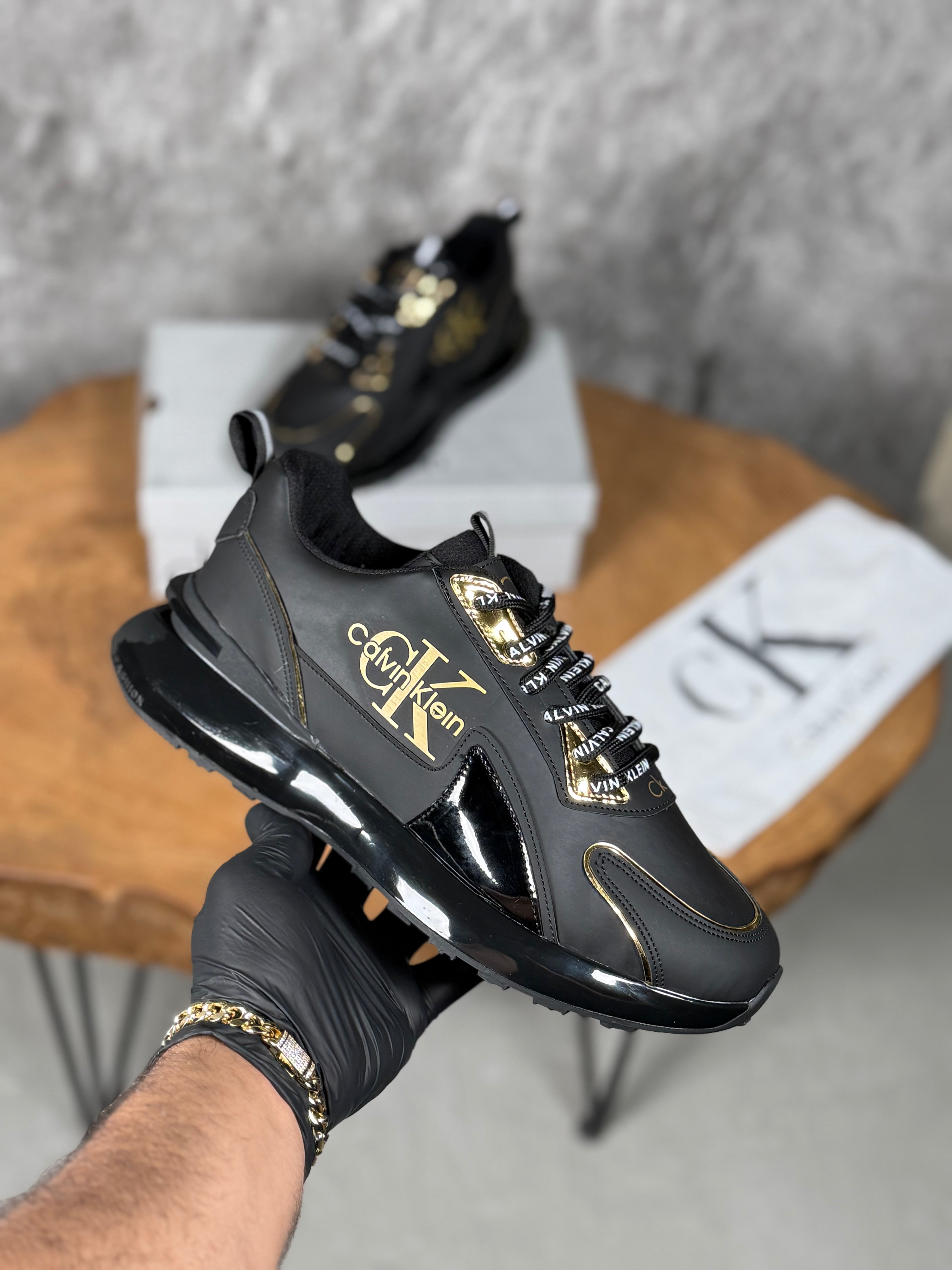 CALVİN KLEIN YENİ MODEL