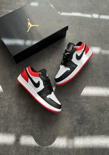 NIKE JORDON …