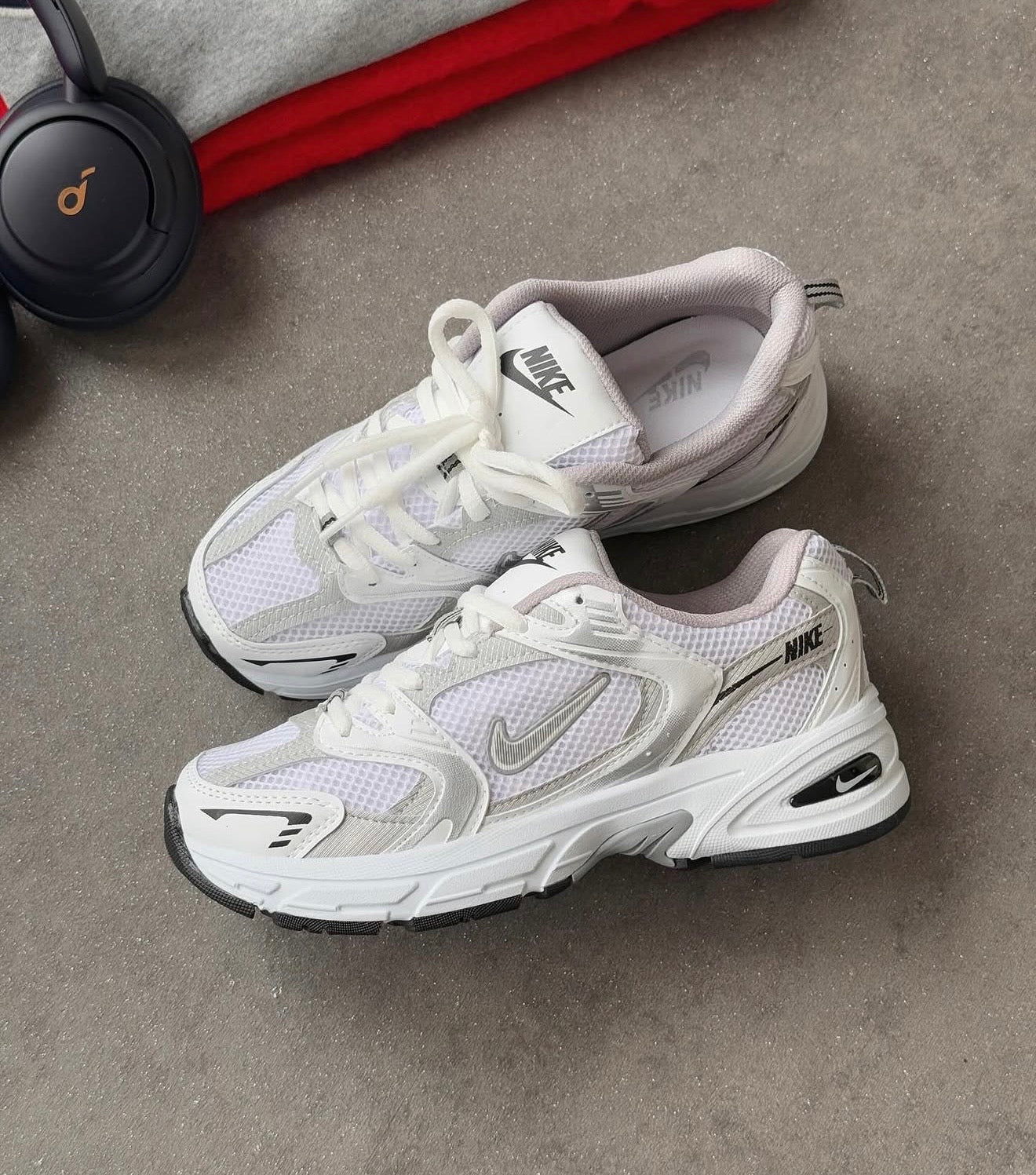 NEW BALANCE 530 gümüş