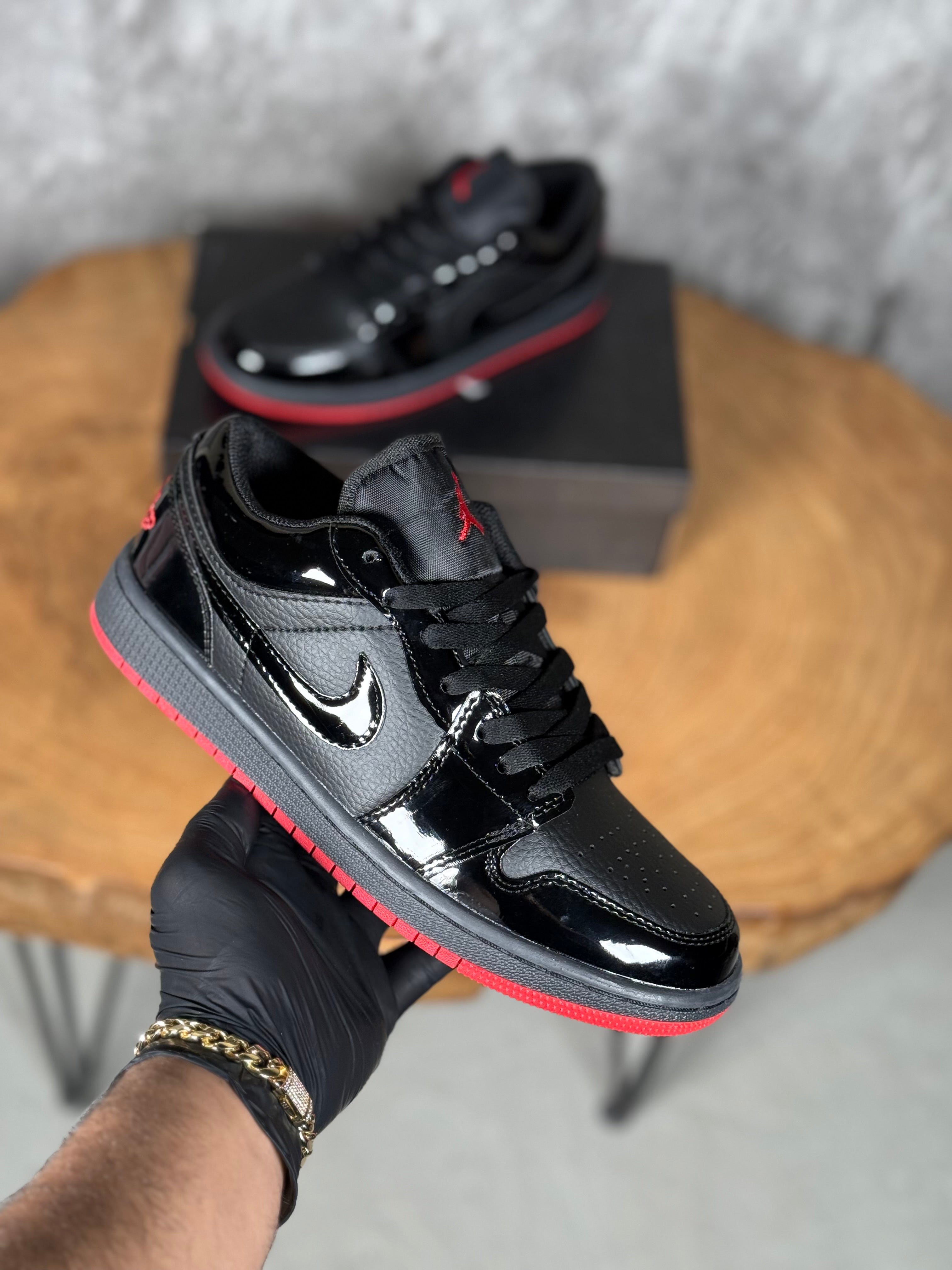 NIKE JORDON MODEL