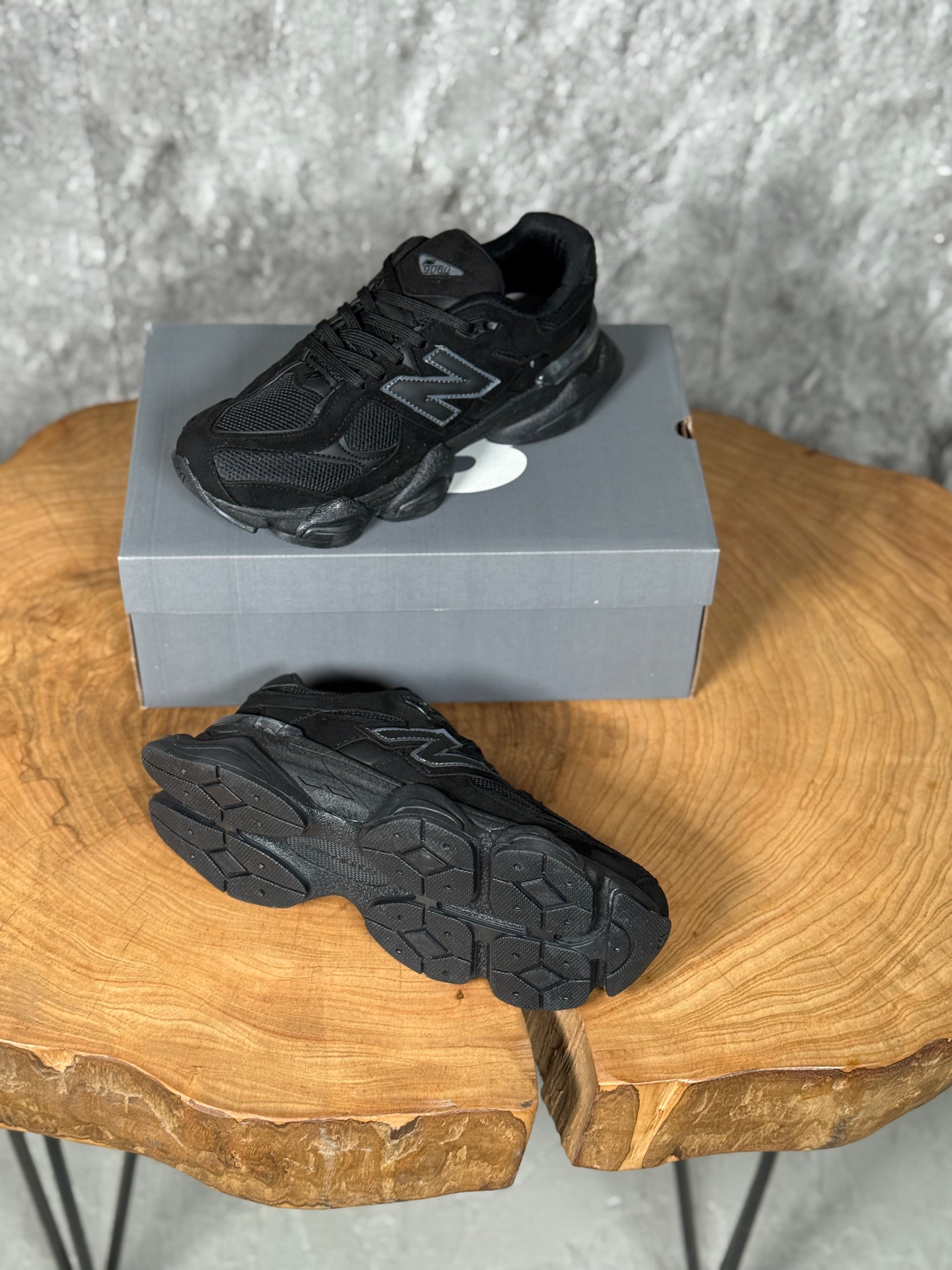 İTHAL SİYAH NEW BALANCE 9060 MODEL