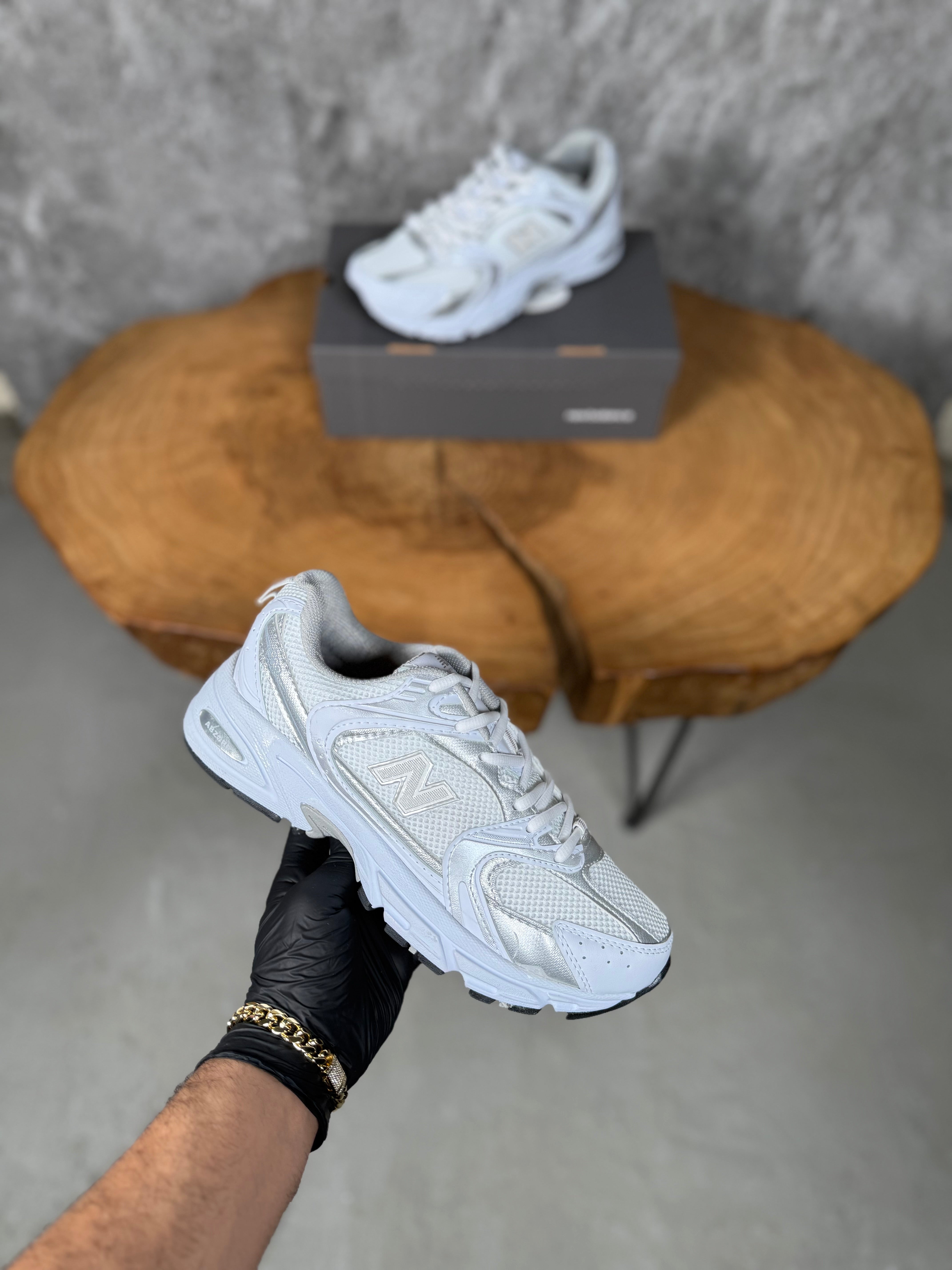 NEW BALANCE 530 SİLVER