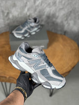 İTHAL SİYAH- BEYAZ NEW BALANCE 9060 MODEL