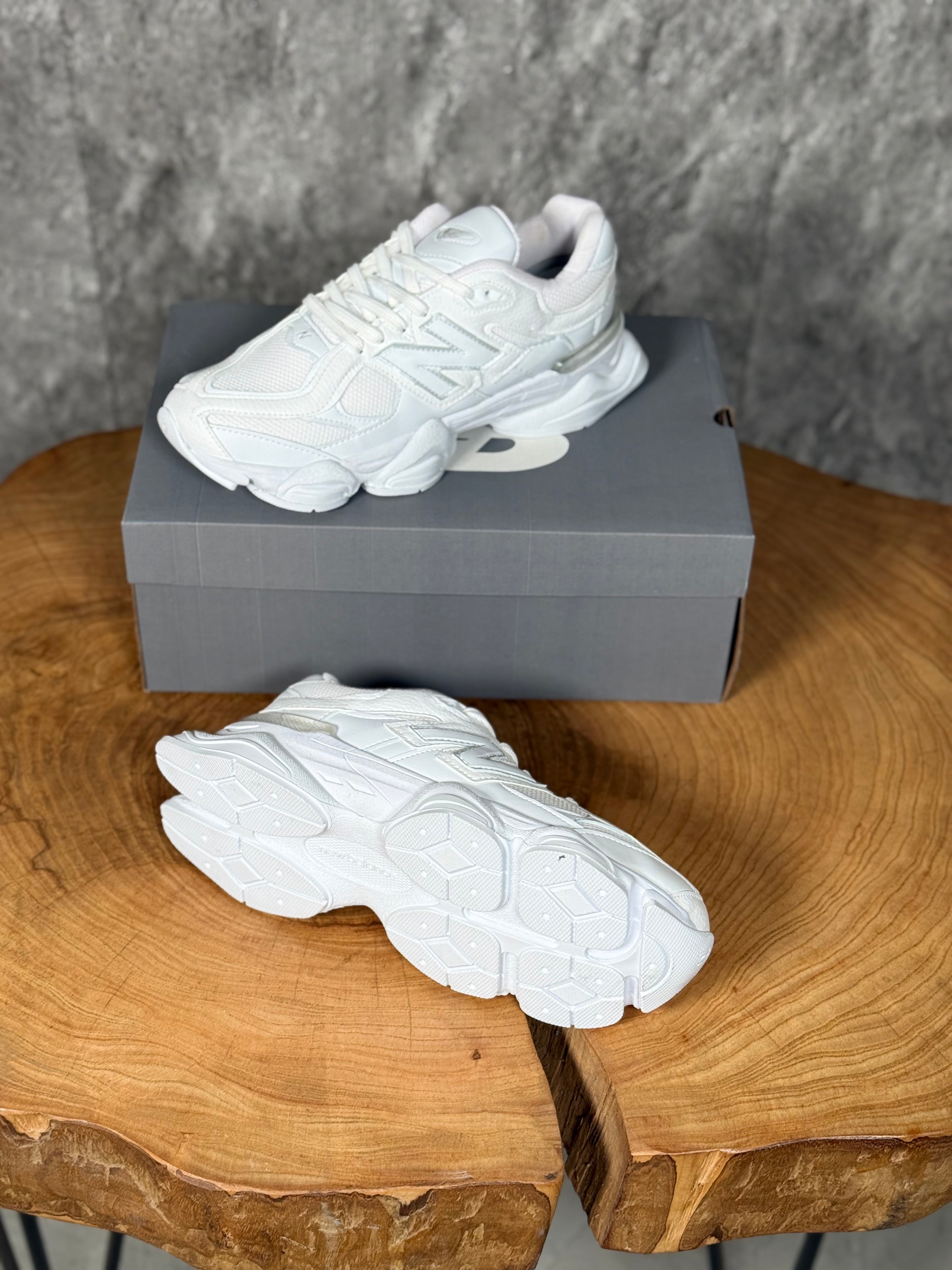 İTHAL AÇIK GRİ NEW BALANCE 9060 MODEL