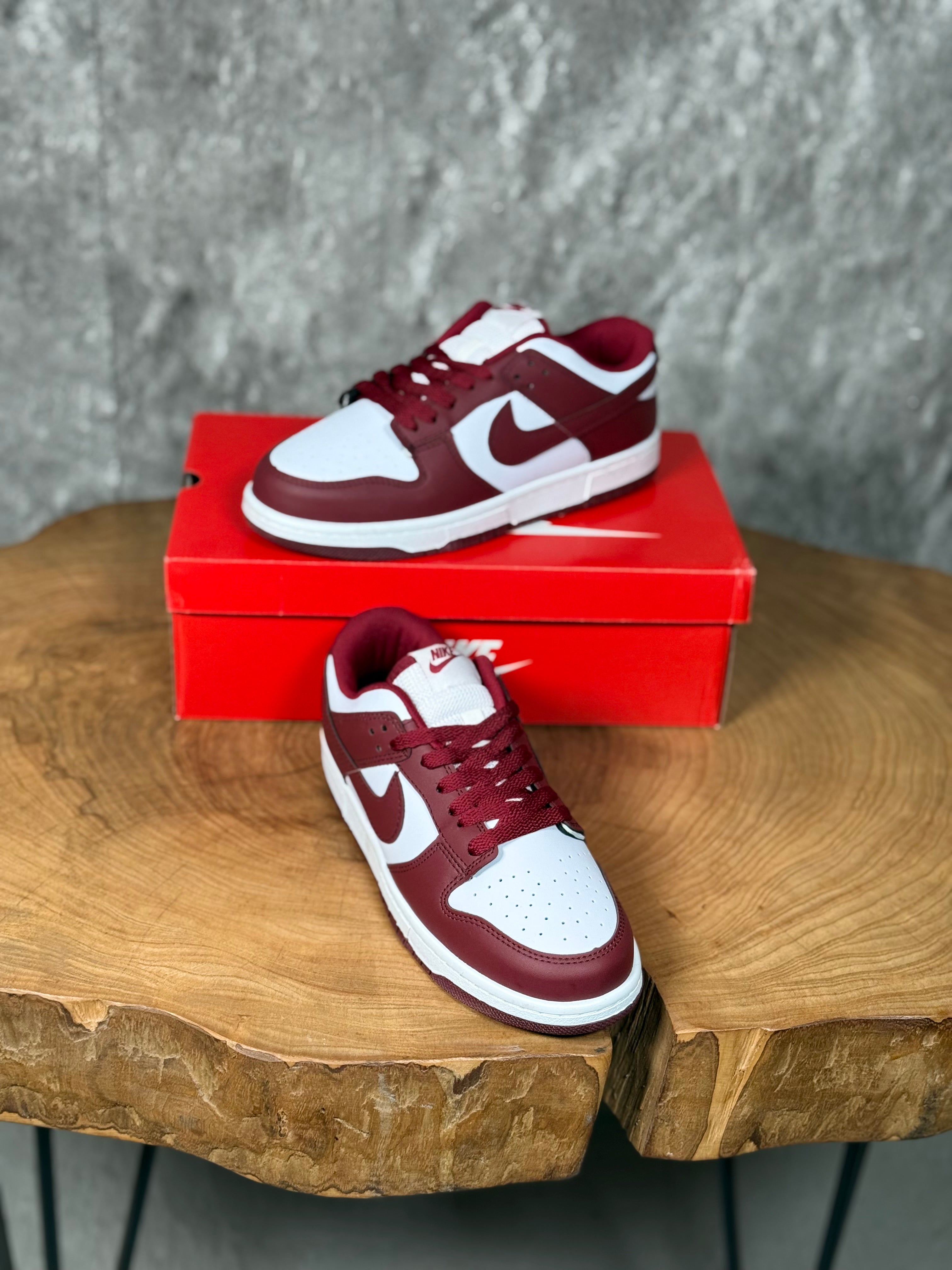 NK DUNK LOW MODEL