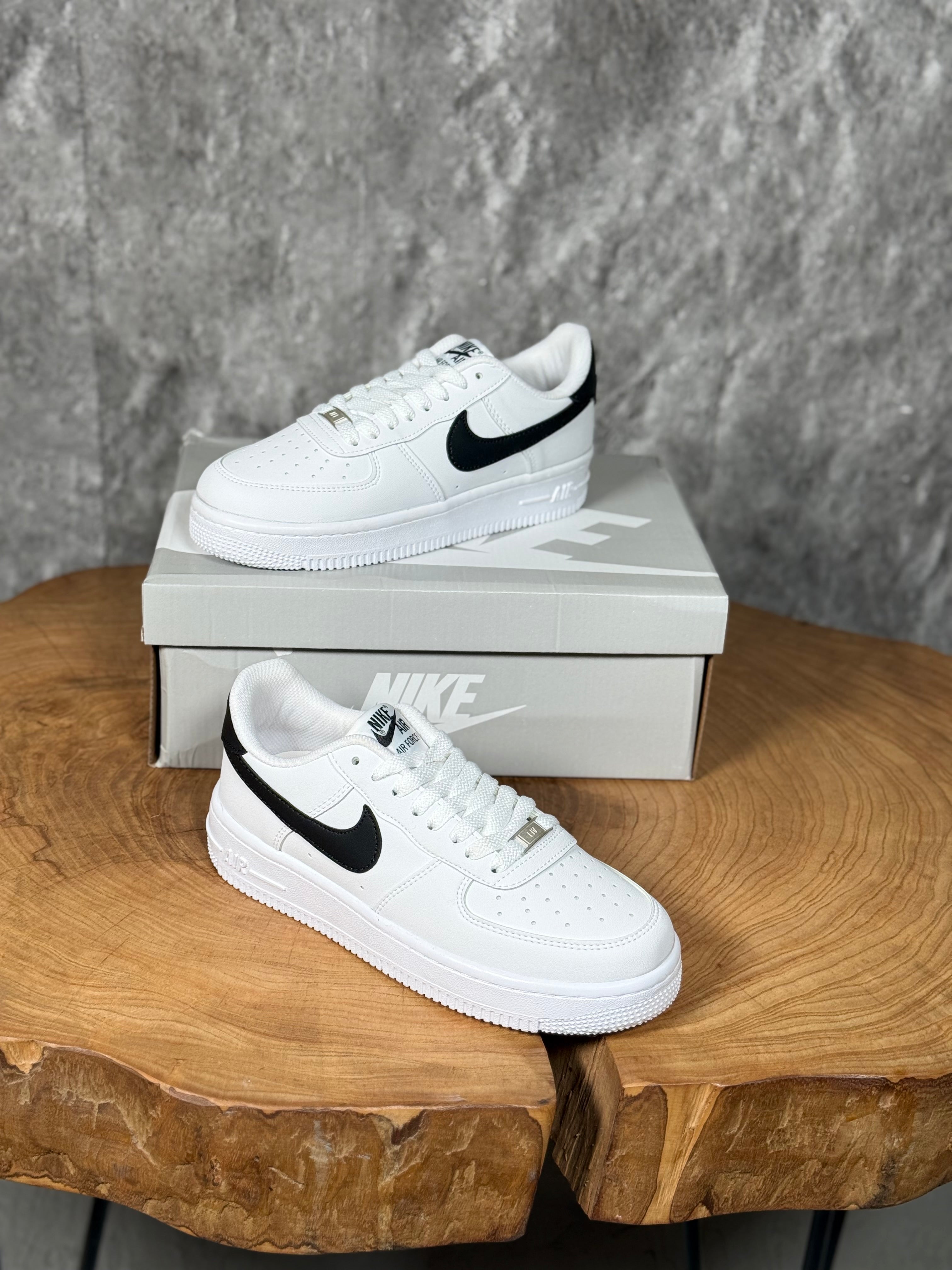 NIKE (AF ) AIR FORCE MODEL