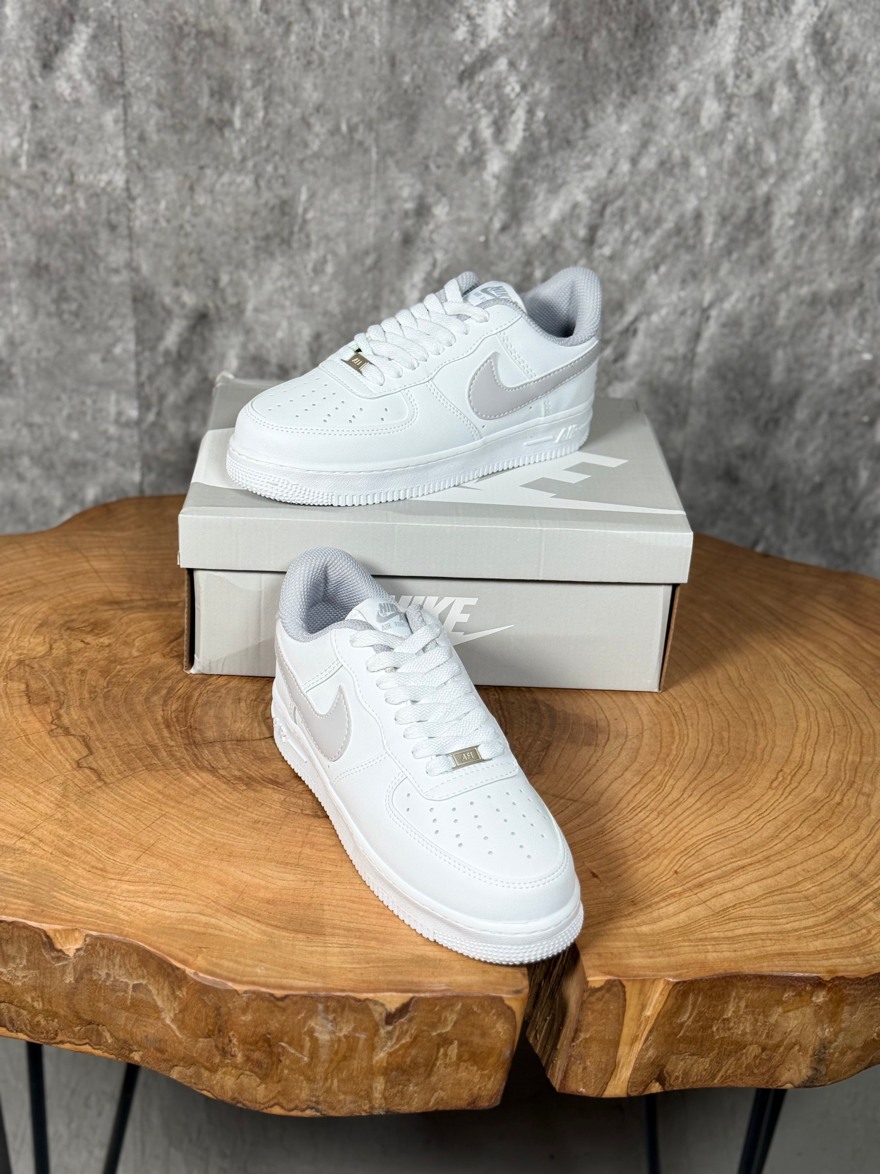 NIKE (AF ) AIR FORCE MODEL