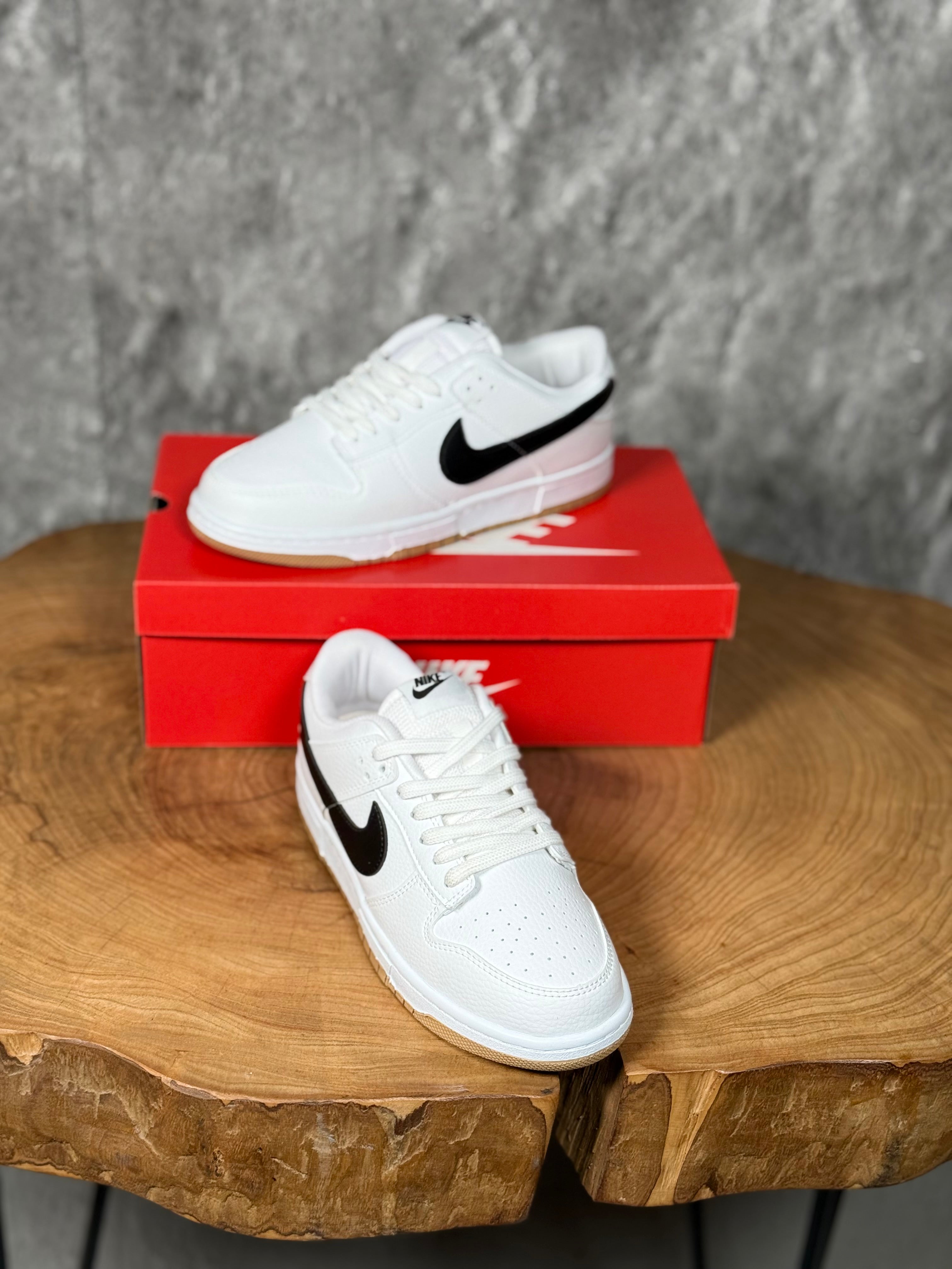 NIKE DUNK MODELİ